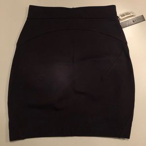 Aritzia: Talula Double Knit Short Zip Skirt
